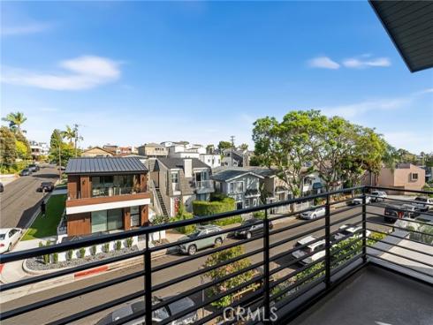 521  Iris   Avenue, Corona del Mar, CA