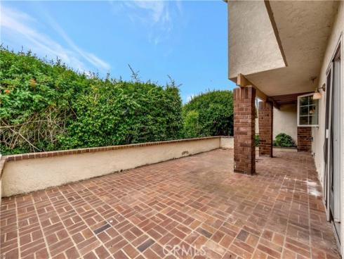 15  White Water   Drive, Corona del Mar, CA