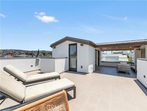 325  Marigold   Avenue, Corona del Mar, CA