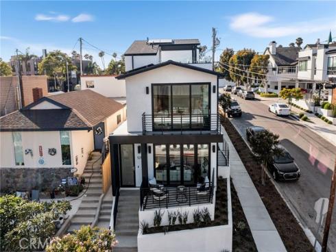 521  Iris   Avenue, Corona del Mar, CA