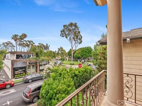 703  Carnation   Avenue, Corona del Mar, CA