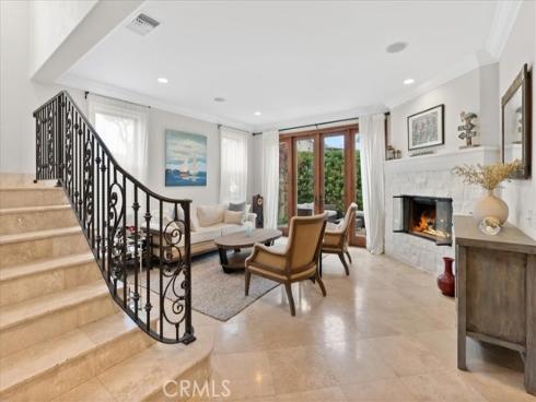 703  Carnation   Avenue, Corona del Mar, CA