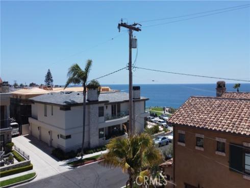 211  Narcissus   Avenue, Corona del Mar, CA