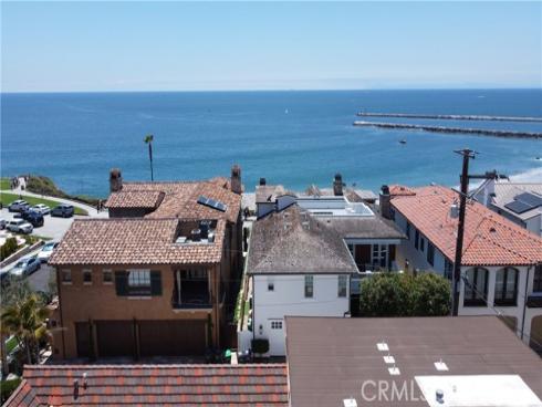 211  Narcissus   Avenue, Corona del Mar, CA