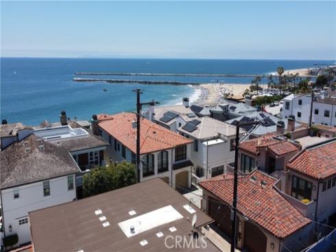 211  Narcissus   Avenue, Corona del Mar, CA