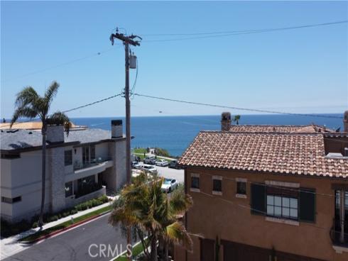 211  Narcissus   Avenue, Corona del Mar, CA