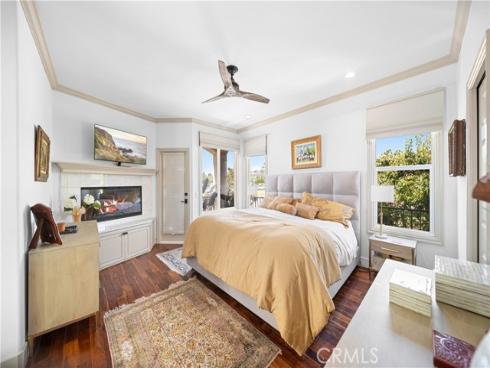 720  Marguerite  1  Avenue, Corona del Mar, CA