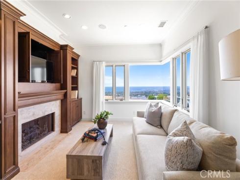 7  Rocky Point   Road, Corona del Mar, CA