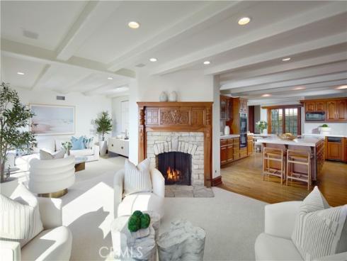 2800  Ocean   Boulevard, Corona del Mar, CA