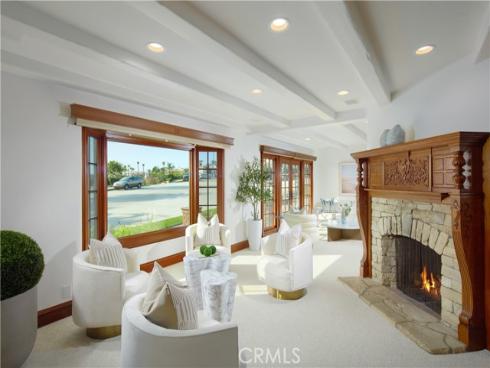 2800  Ocean   Boulevard, Corona del Mar, CA