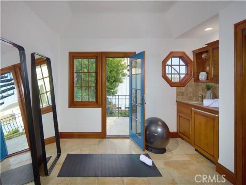 2800  Ocean   Boulevard, Corona del Mar, CA