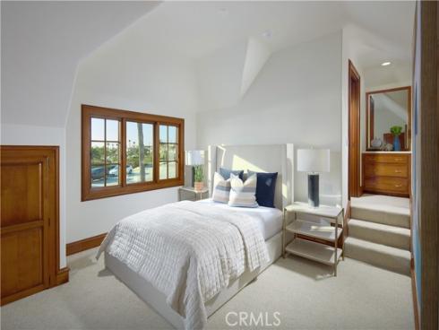 2800  Ocean   Boulevard, Corona del Mar, CA