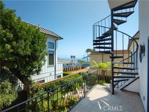 2800  Ocean   Boulevard, Corona del Mar, CA