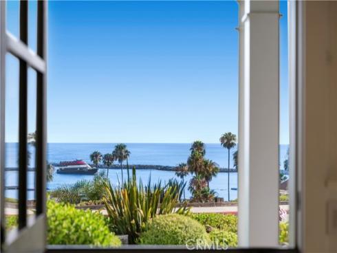 3000  Ocean   Boulevard, Corona del Mar, CA