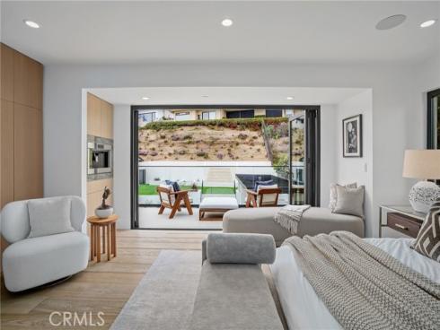 919  Sandcastle   Drive, Corona del Mar, CA