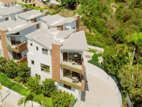 3922 E Coast Hwy  , Corona del Mar, CA