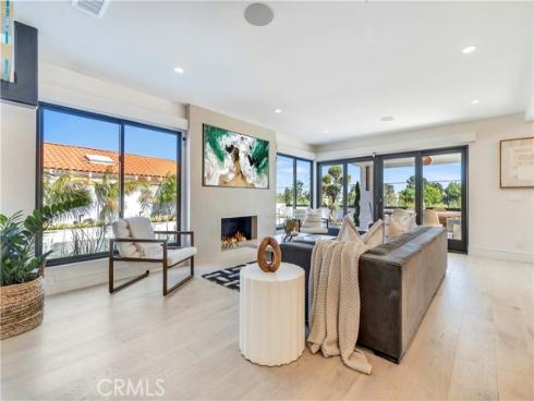 38  Drakes Bay   Drive, Corona del Mar, CA