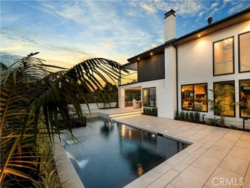 38  Drakes Bay   Drive, Corona del Mar, CA