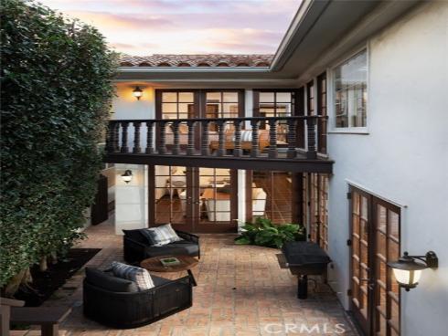 314  Narcissus   Avenue, Corona del Mar, CA