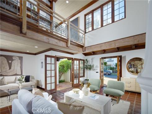 314  Narcissus   Avenue, Corona del Mar, CA