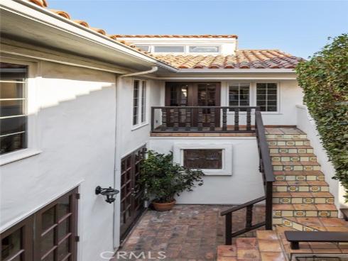 314  Narcissus   Avenue, Corona del Mar, CA