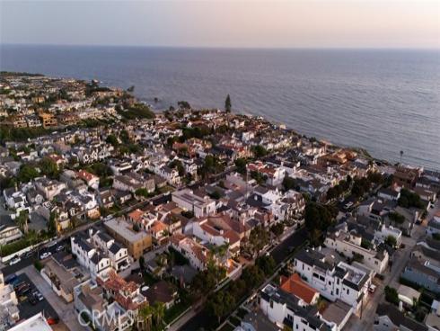 314  Narcissus   Avenue, Corona del Mar, CA