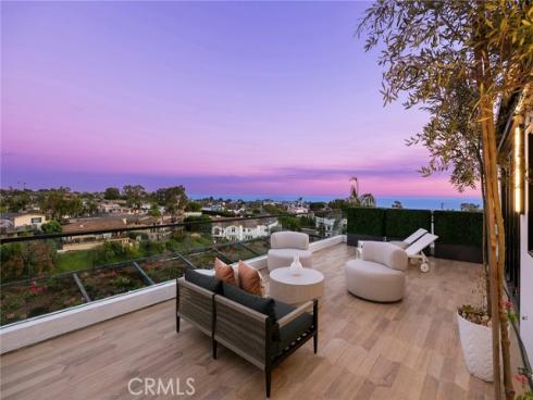 504  Hazel   Drive, Corona del Mar, CA