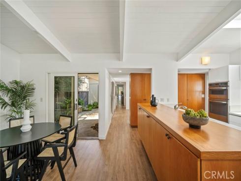 237  Heliotrope   Avenue, Corona del Mar, CA