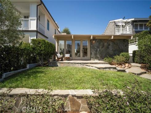 237  Heliotrope   Avenue, Corona del Mar, CA