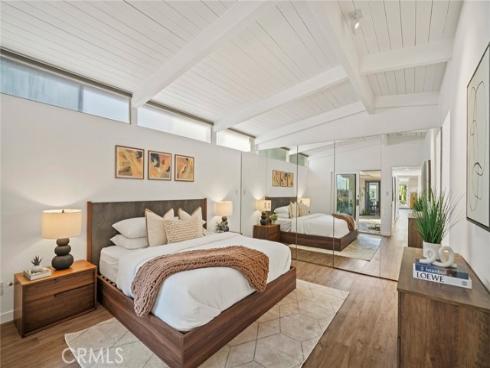 237  Heliotrope   Avenue, Corona del Mar, CA