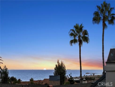 215  Marigold   Avenue, Corona del Mar, CA