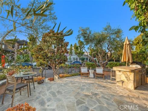 302  Larkspur   Avenue, Corona del Mar, CA