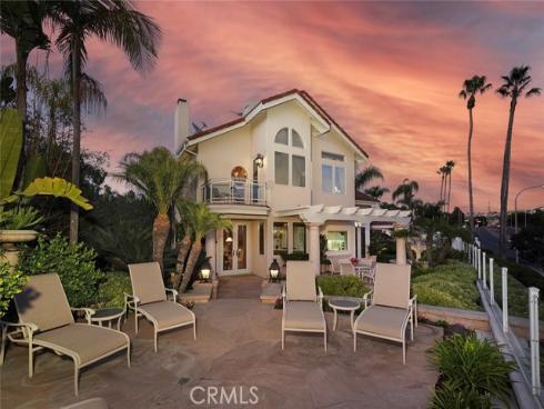 7  Harbor Pointe   Drive, Corona del Mar, CA