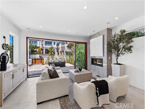 602  Iris   Avenue, Corona del Mar, CA