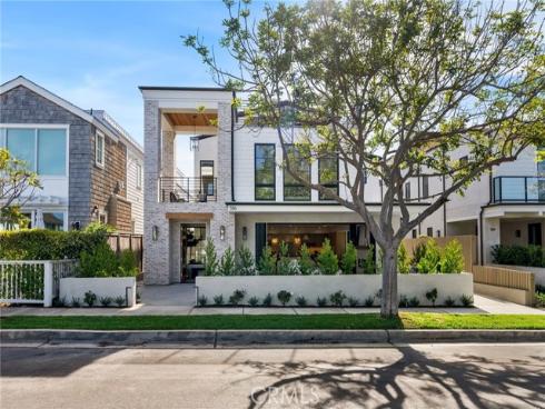 516  Acacia  , Corona del Mar, CA