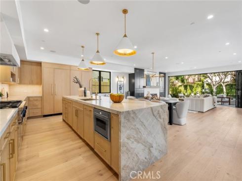 516  Acacia  , Corona del Mar, CA