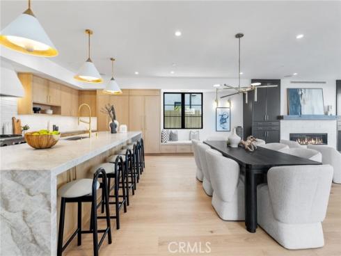 516  Acacia  , Corona del Mar, CA