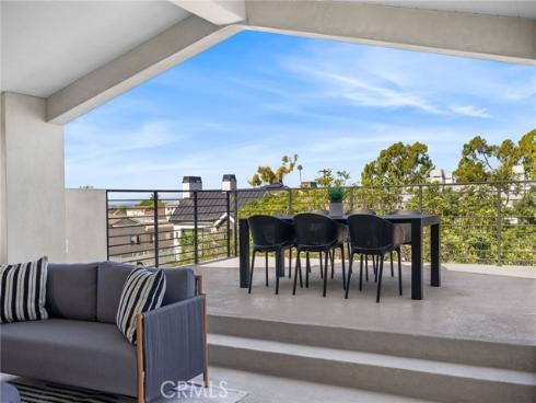 516  Acacia  , Corona del Mar, CA