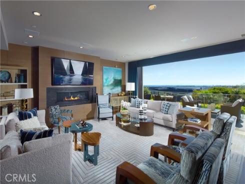 1801  Tahuna  , Corona del Mar, CA