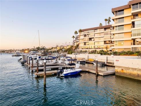 2525  Ocean  1C  Boulevard, Corona del Mar, CA