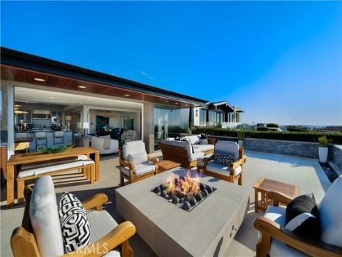 1020  White Sails  , Corona del Mar, CA