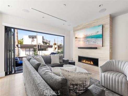 612  Goldenrod   Avenue, Corona del Mar, CA