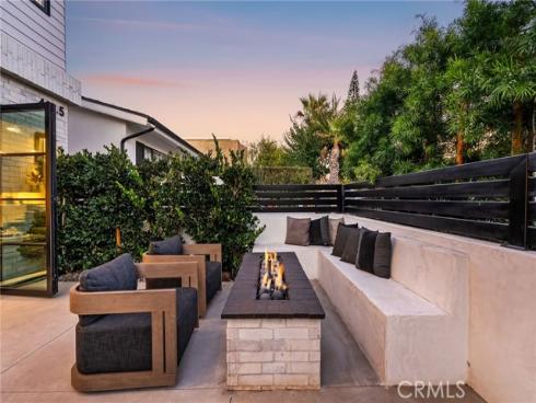 419  Narcissus   Avenue, Corona del Mar, CA