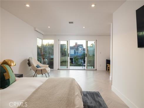 414  Acacia   Avenue, Corona del Mar, CA