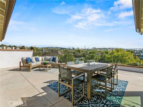 11  Skysail   Drive, Corona del Mar, CA