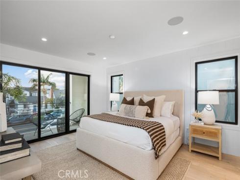 512  Marguerite   Avenue, Corona del Mar, CA