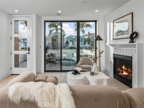 512  Marguerite   Avenue, Corona del Mar, CA