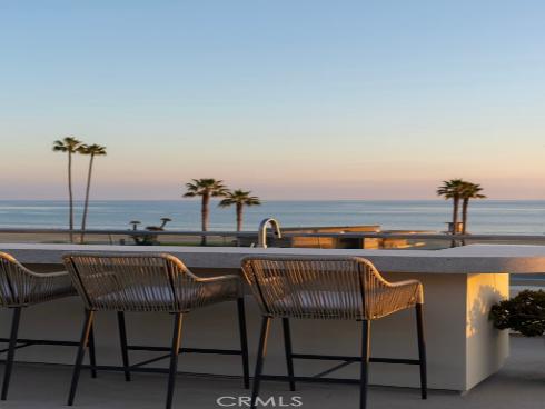 3000  Breakers   Drive, Corona del Mar, CA