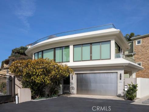 3000  Breakers   Drive, Corona del Mar, CA