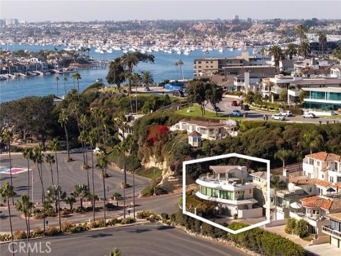 3000  Breakers   Drive, Corona del Mar, CA